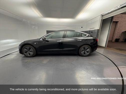 2019 Tesla Model 3 Mid Range