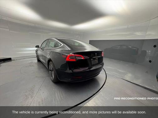 2019 Tesla Model 3 Mid Range