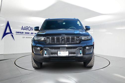 Diamond Black Crystal Pearlcoat 2022 Jeep Grand Cherokee 4xe Trailhawk