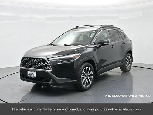 2023 Toyota Corolla Cross XLE
