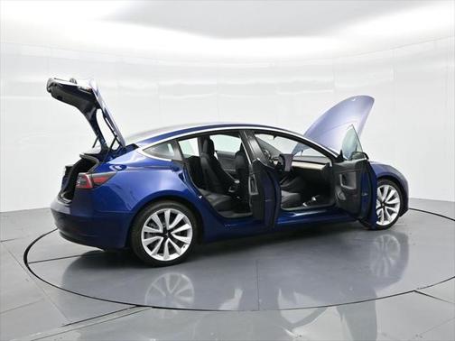 2020 Tesla Model 3 Standard Range