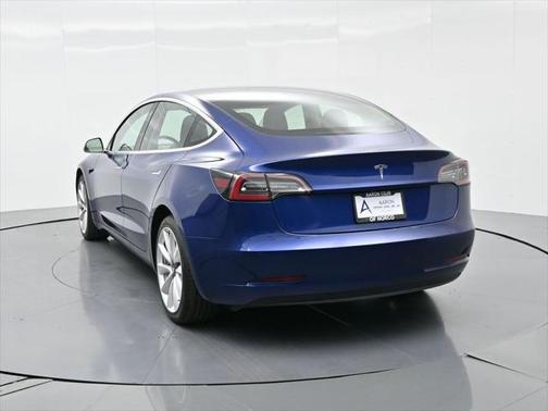 2020 Tesla Model 3 Standard Range