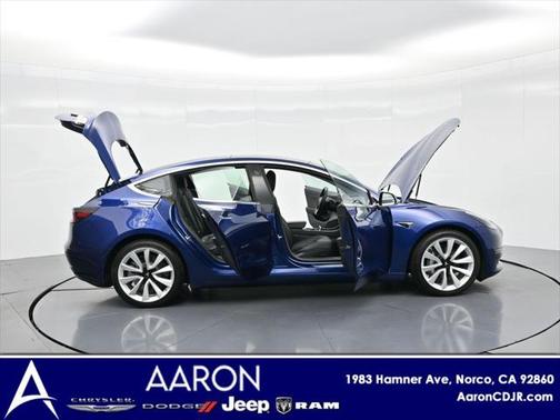 2020 Tesla Model 3 Standard Range