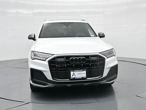 Glacier White Metallic 2023 Audi SQ7 4.0T Prestige