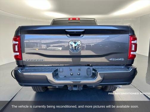 2024 RAM 2500 Laramie Crew Cab 4x4 6'4' Box