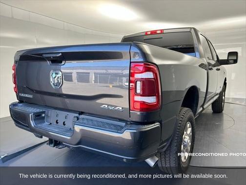 2024 RAM 2500 Laramie Crew Cab 4x4 6'4' Box