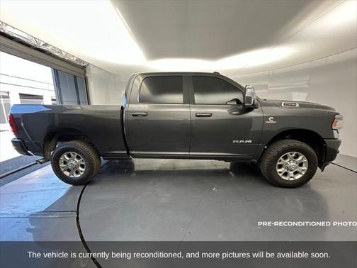 2024 RAM 2500 Laramie Crew Cab 4x4 6'4' Box