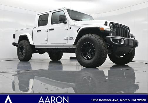 2020 Jeep Gladiator Overland