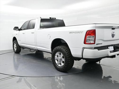 2019 RAM 2500 Big Horn Crew Cab 4x4 8' Box