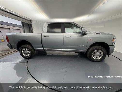 2024 RAM 2500 Laramie Crew Cab 4x4 6'4' Box