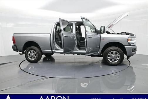 2024 RAM 2500 Laramie Crew Cab 4x4 6'4' Box