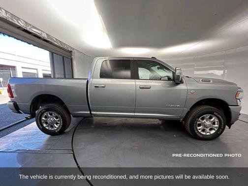 2024 RAM 2500 Laramie Crew Cab 4x4 6'4' Box