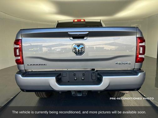 2024 RAM 2500 Laramie Crew Cab 4x4 6'4' Box