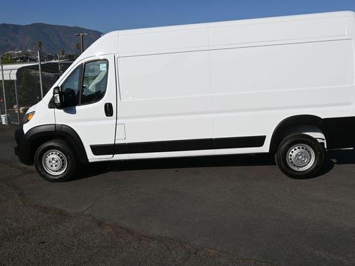 2026 RAM ProMaster 3500 High Roof