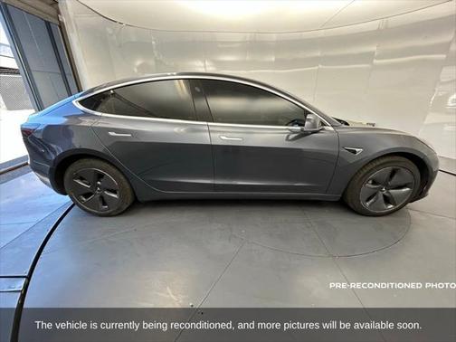 2020 Tesla Model 3 Standard Range