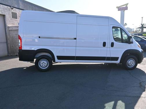 2026 RAM ProMaster 2500 High Roof