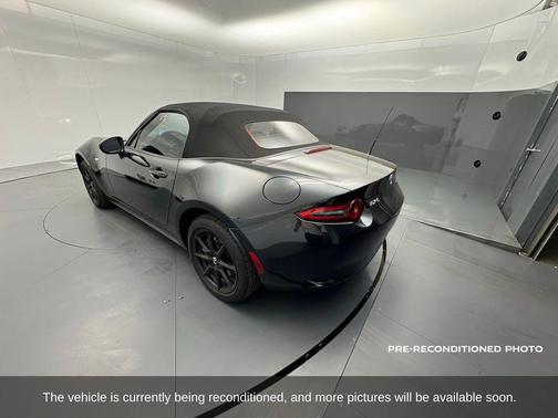 2025 Mazda MX-5 Miata Sport