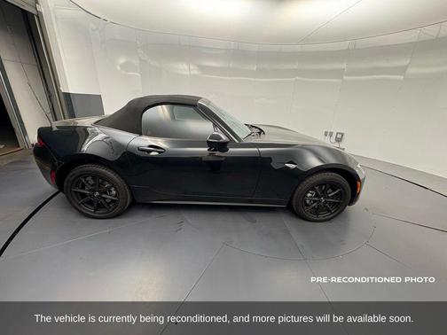 2025 Mazda MX-5 Miata Sport