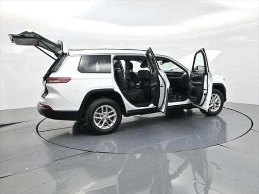 2021 Jeep Grand Cherokee L Laredo