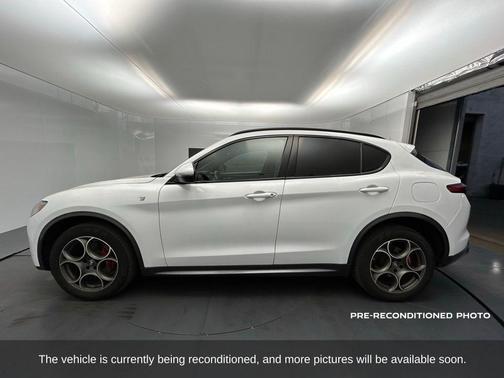 2022 Alfa Romeo Stelvio Ti
