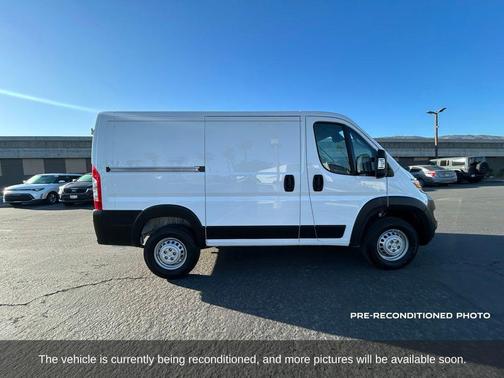 2025 RAM ProMaster 1500 Low Roof