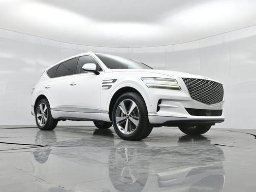 Uyuni White 2022 Genesis GV80 2.5T