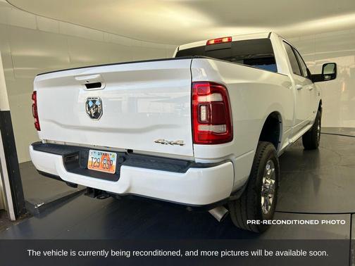 2024 RAM 2500 Laramie Crew Cab 4x4 6'4' Box