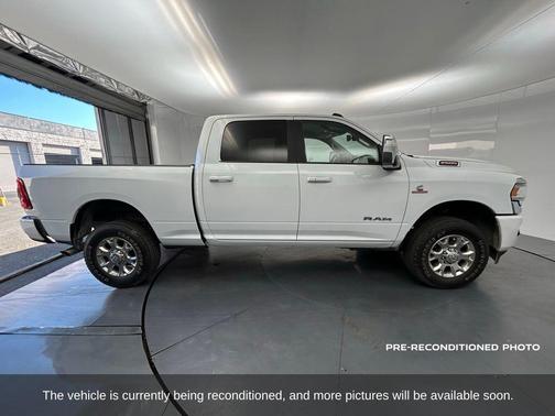 2024 RAM 2500 Laramie Crew Cab 4x4 6'4' Box