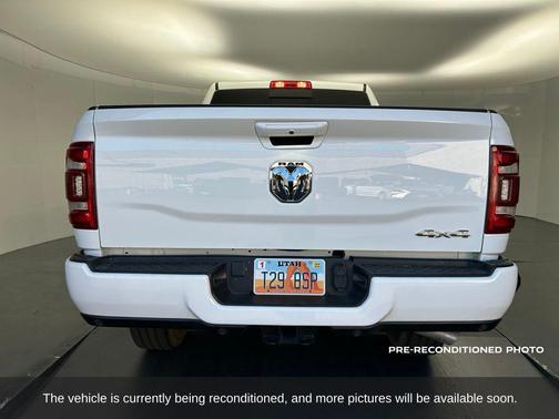 2024 RAM 2500 Laramie Crew Cab 4x4 6'4' Box