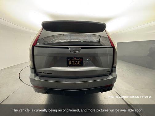 2023 Cadillac Escalade Sport Platinum