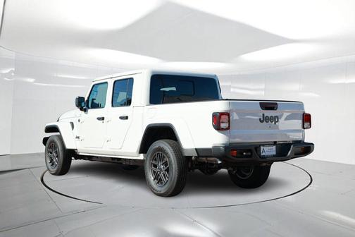 2026 Jeep Gladiator Sport S
