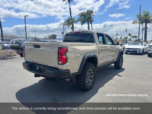 Sand Dune Metallic 2024 Chevrolet Colorado ZR2