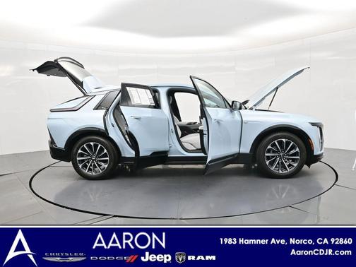 2024 Cadillac LYRIQ Sport