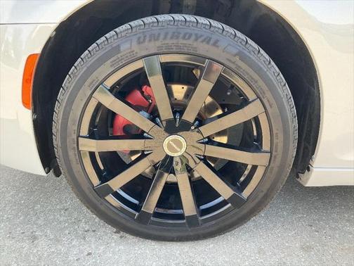 2016 Chrysler 300 Limited