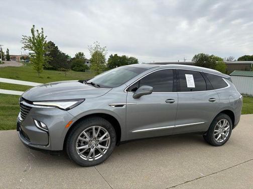Moonstone Gray Metallic 2023 Buick Enclave Essence AWD