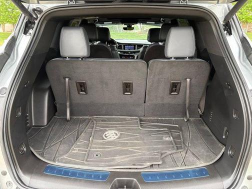 Moonstone Gray Metallic 2023 Buick Enclave Essence AWD