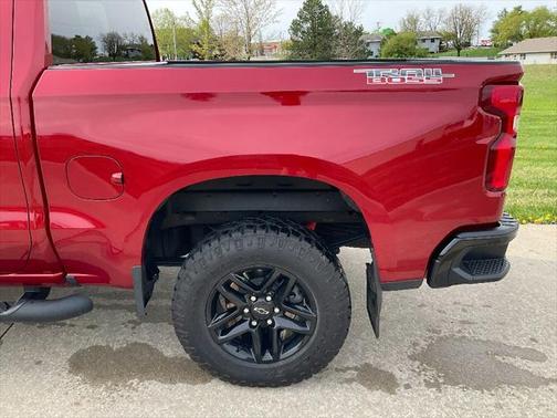 2022 Chevrolet Silverado 1500 Custom Trail Boss