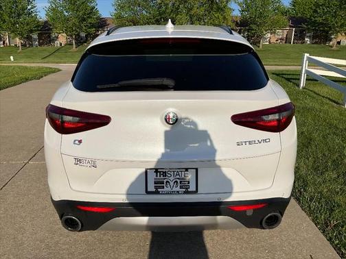 2018 Alfa Romeo Stelvio Ti Sport