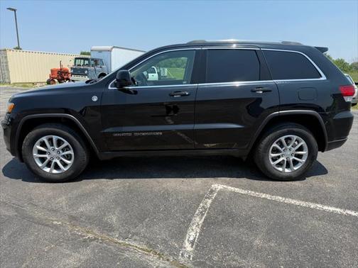2021 Jeep Grand Cherokee Laredo