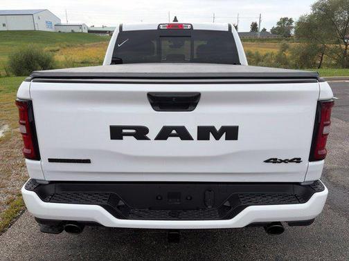 Bright White Clearcoat 2027 RAM 1500 Big Horn/Lone Star