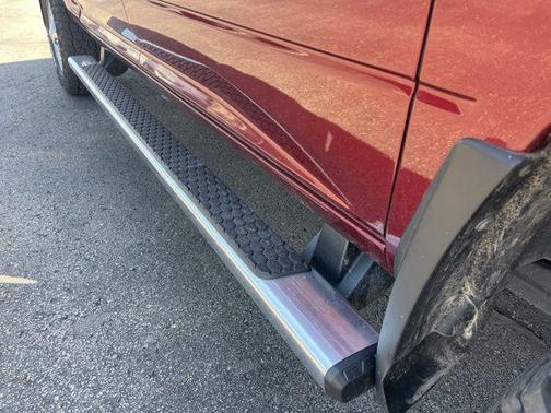 Delmonico Red Pearlcoat 2018 RAM 2500 Tradesman Crew Cab 4x4 6'4' Box