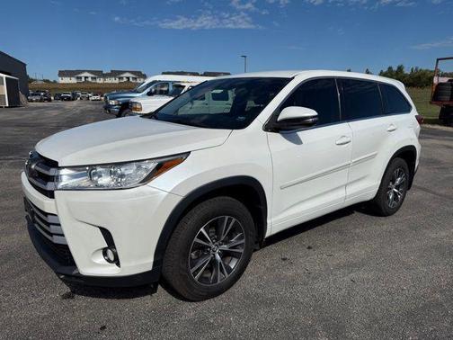 2017 Toyota Highlander LE Plus