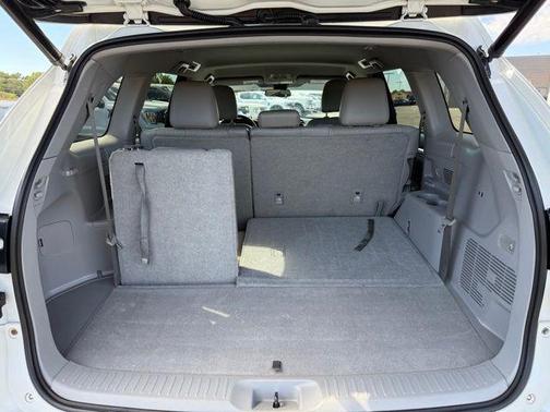 2017 Toyota Highlander LE Plus