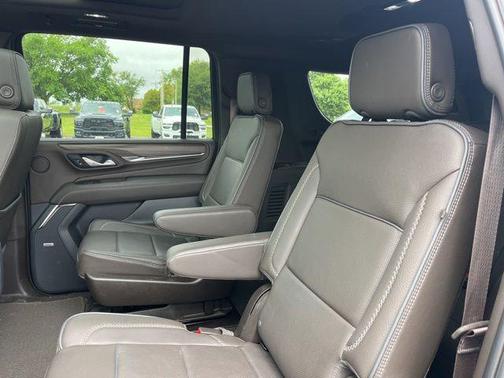 Pearl Beige Metallic 2024 GMC Yukon XL Denali