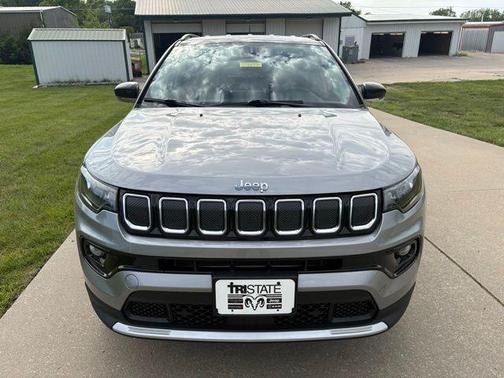 Billet Silver Metallic Clearcoat 2022 Jeep Compass Limited