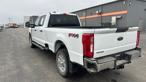 2023 Ford F-350 XLT