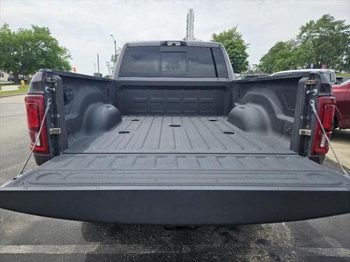 2025 RAM 2500 Laramie Crew Cab 4x4 6'4' Box