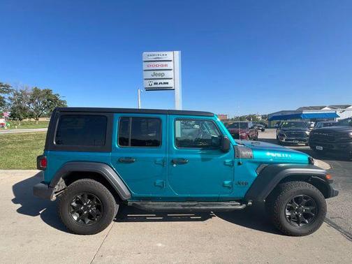2020 Jeep Wrangler Unlimited Willys 4X4
