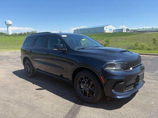Night Moves 2026 Dodge Durango GT Premium AWD HEMI V8