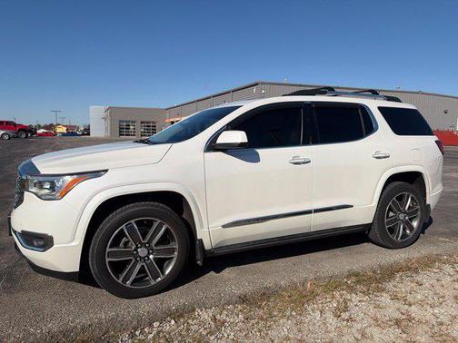 White Frost Tricoat 2018 GMC Acadia Denali